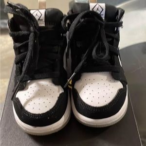 Toddler Black and white high top Jordans